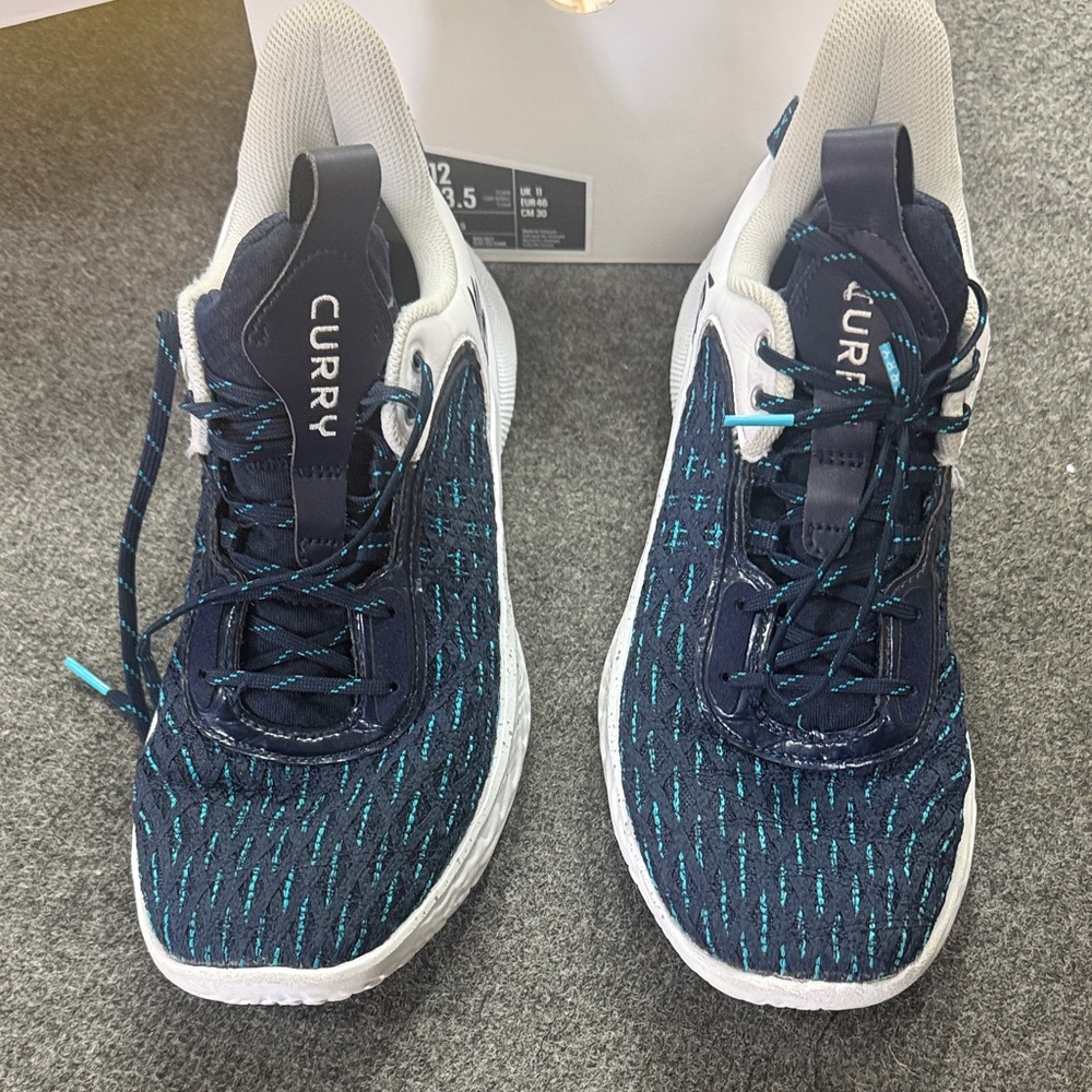 Under Armour Team Curry 9 Shoes - White/Gold/Navy